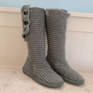 Grey Knitted Bearpaw Fold over Boots- Size 5- Barely Worn